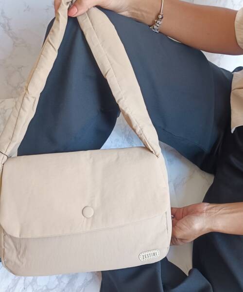 Bolsa corta de Nylon en Camel Mod. 10 14509