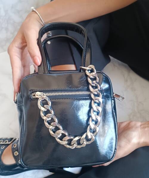 Mini Bolso Negro con Cierre de Cadena Mod. 10 1003