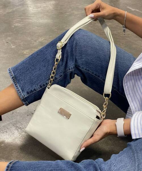 Bolso Bandolero en Color Hueso Mod. 16 0070